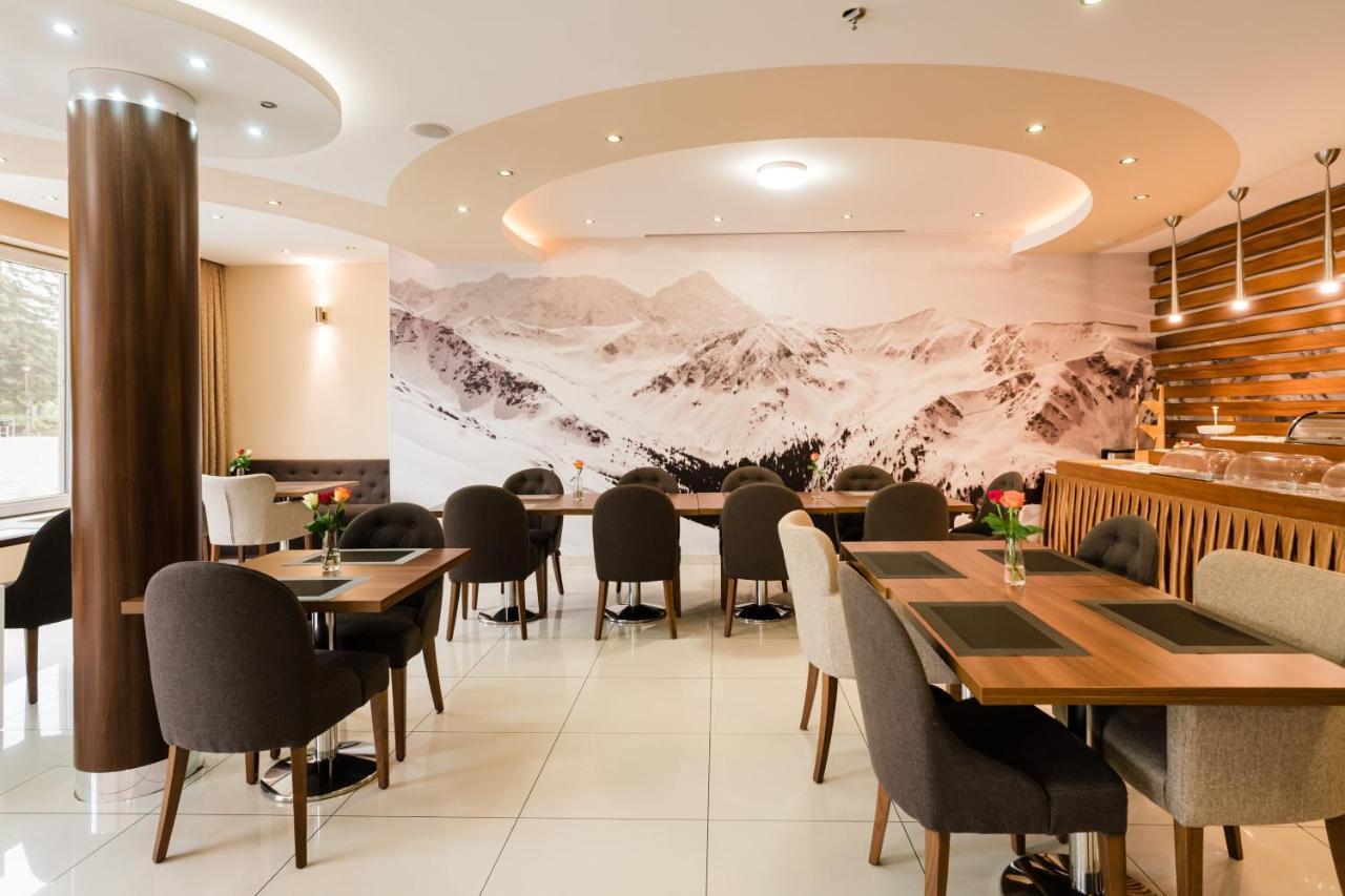 Hotel Menhard Eksteriør bilde